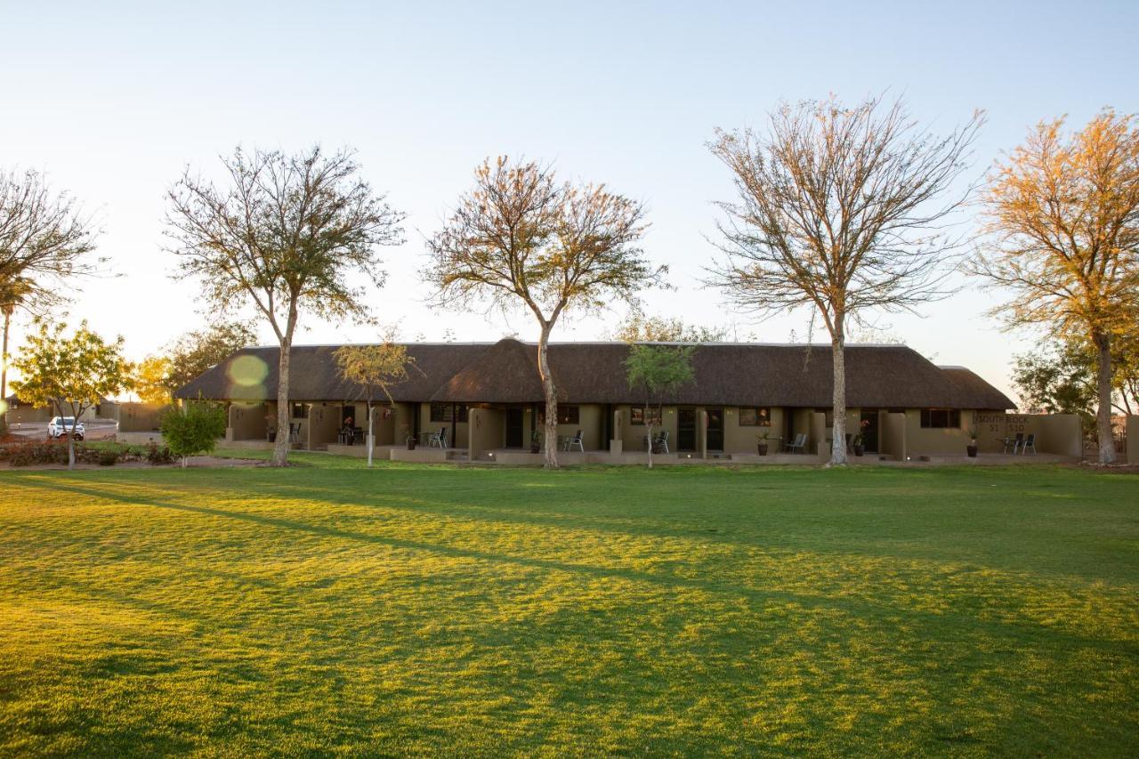 Lapa Lange Game Lodge Мариентал Екстериор снимка