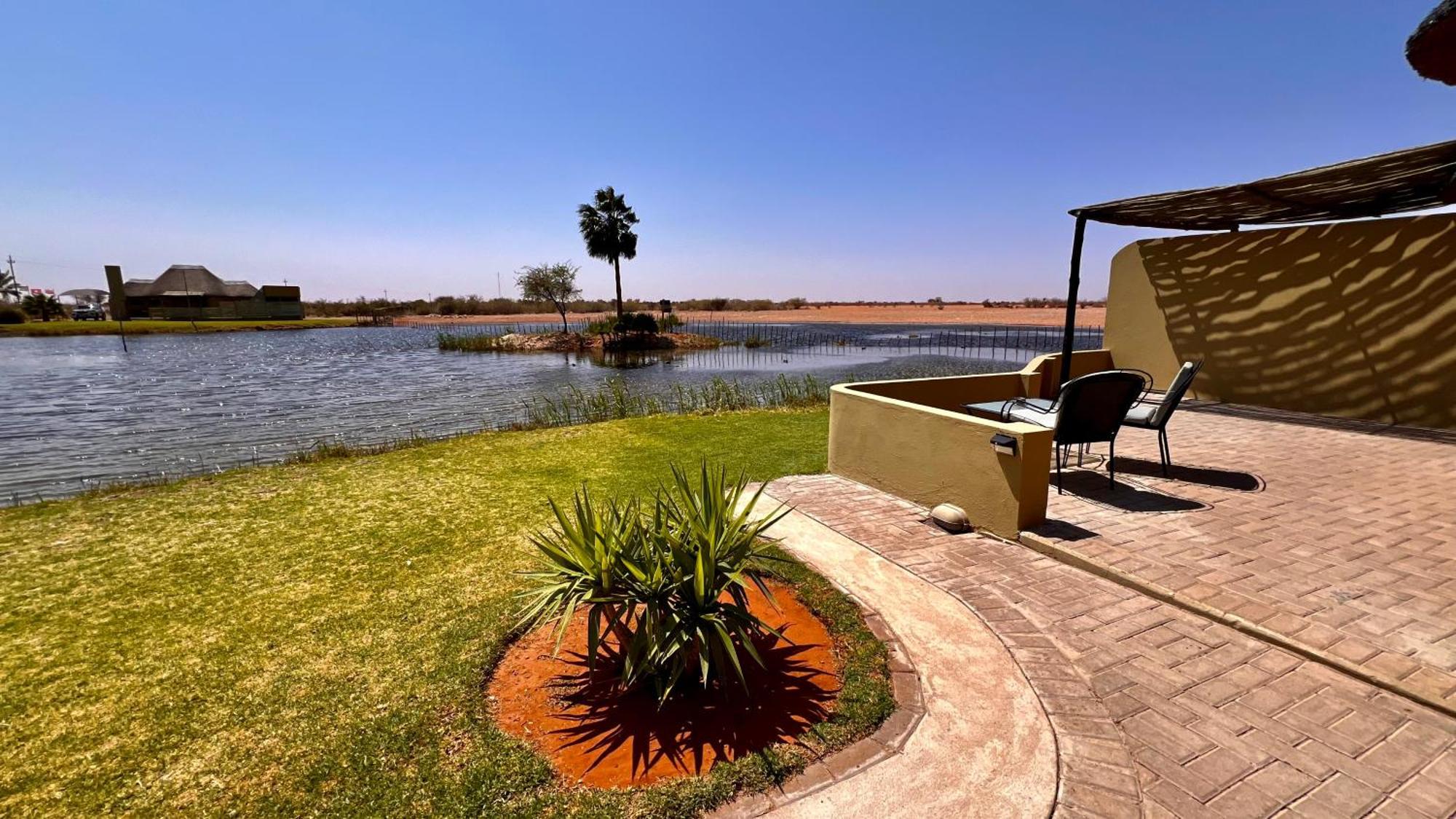Lapa Lange Game Lodge Мариентал Екстериор снимка