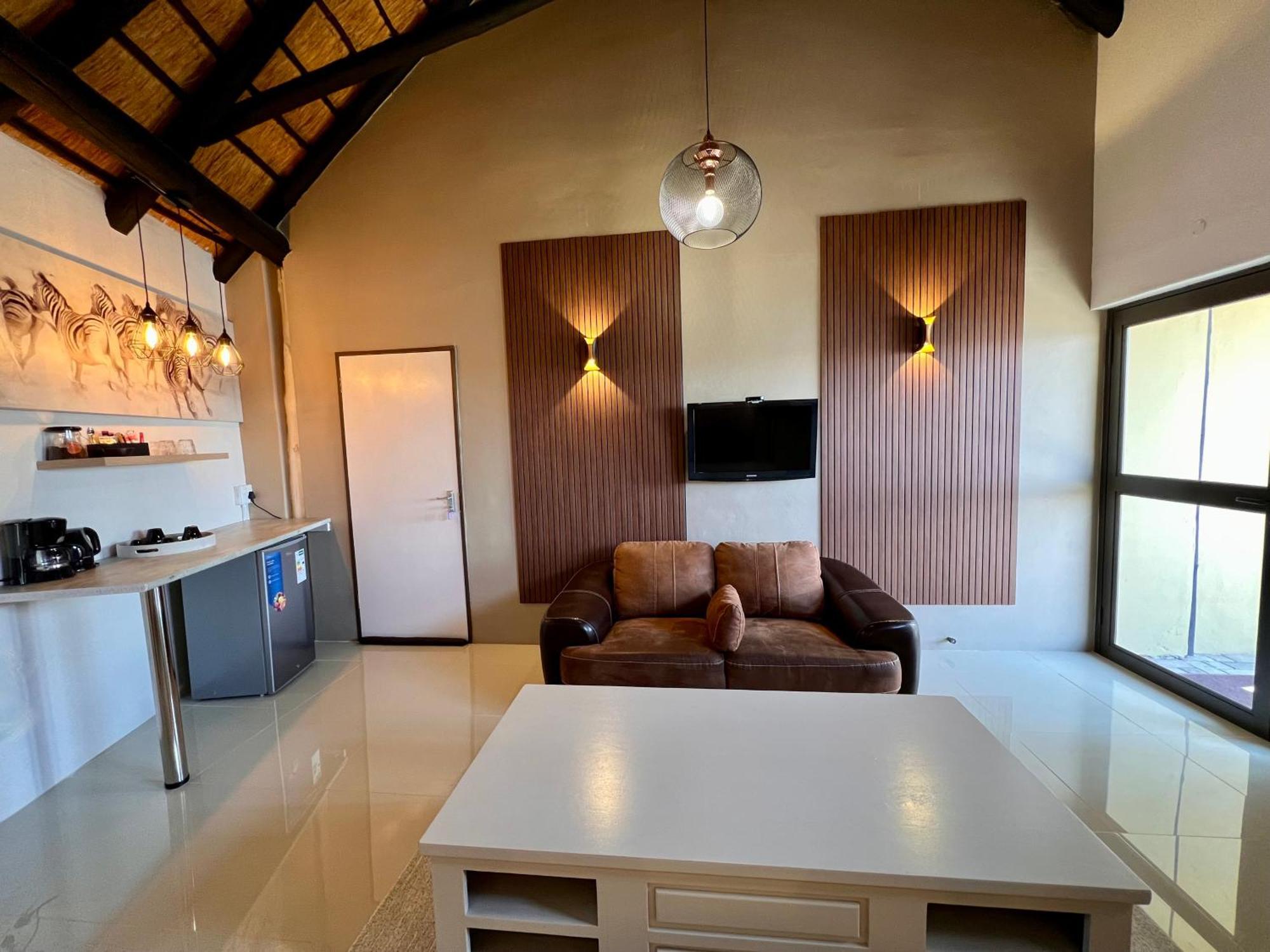 Lapa Lange Game Lodge Мариентал Екстериор снимка