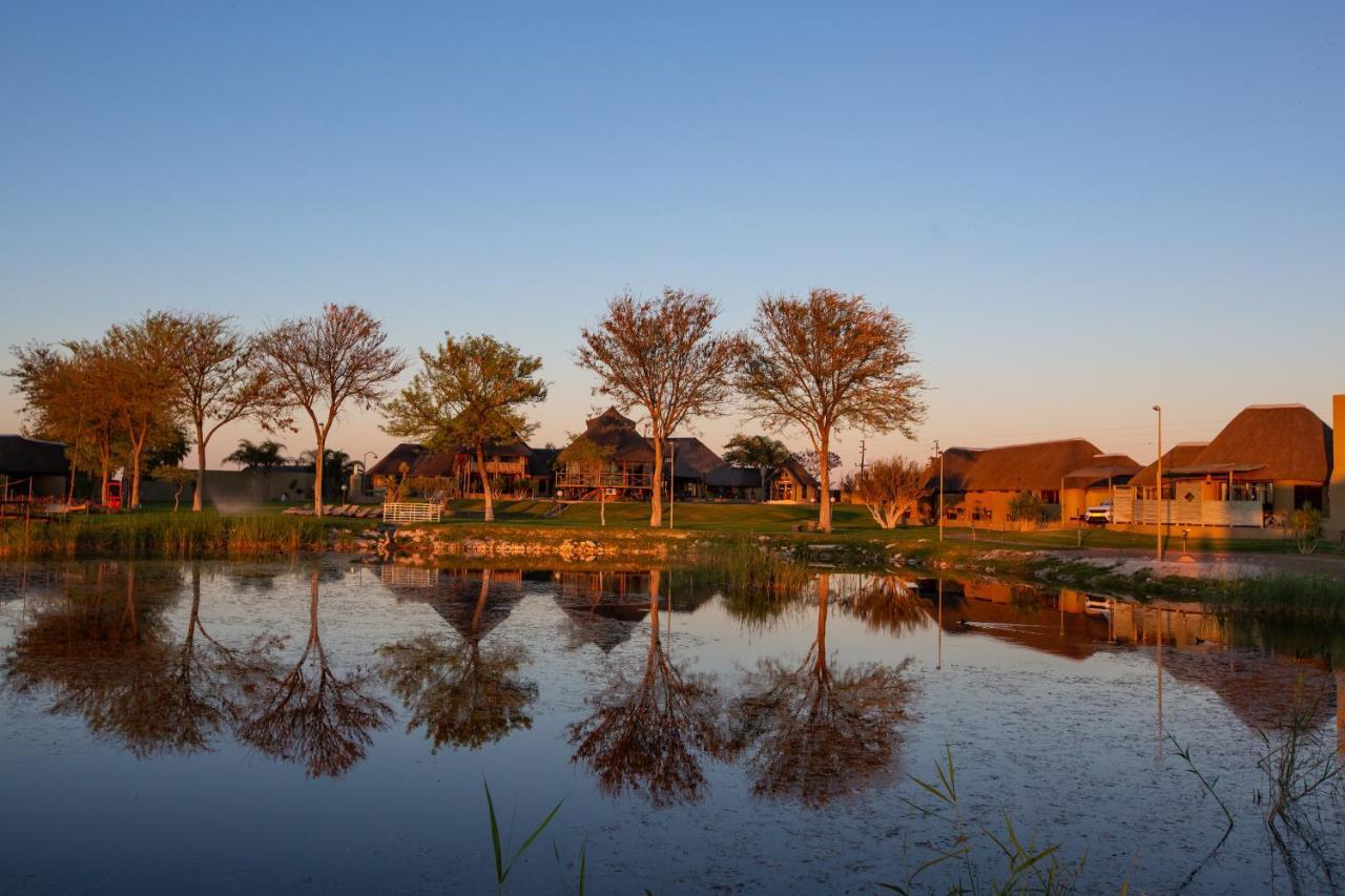 Lapa Lange Game Lodge Мариентал Екстериор снимка