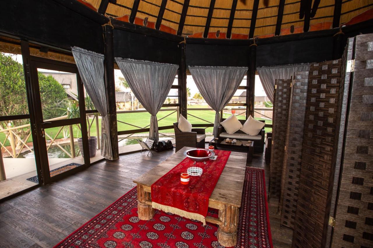 Lapa Lange Game Lodge Мариентал Екстериор снимка